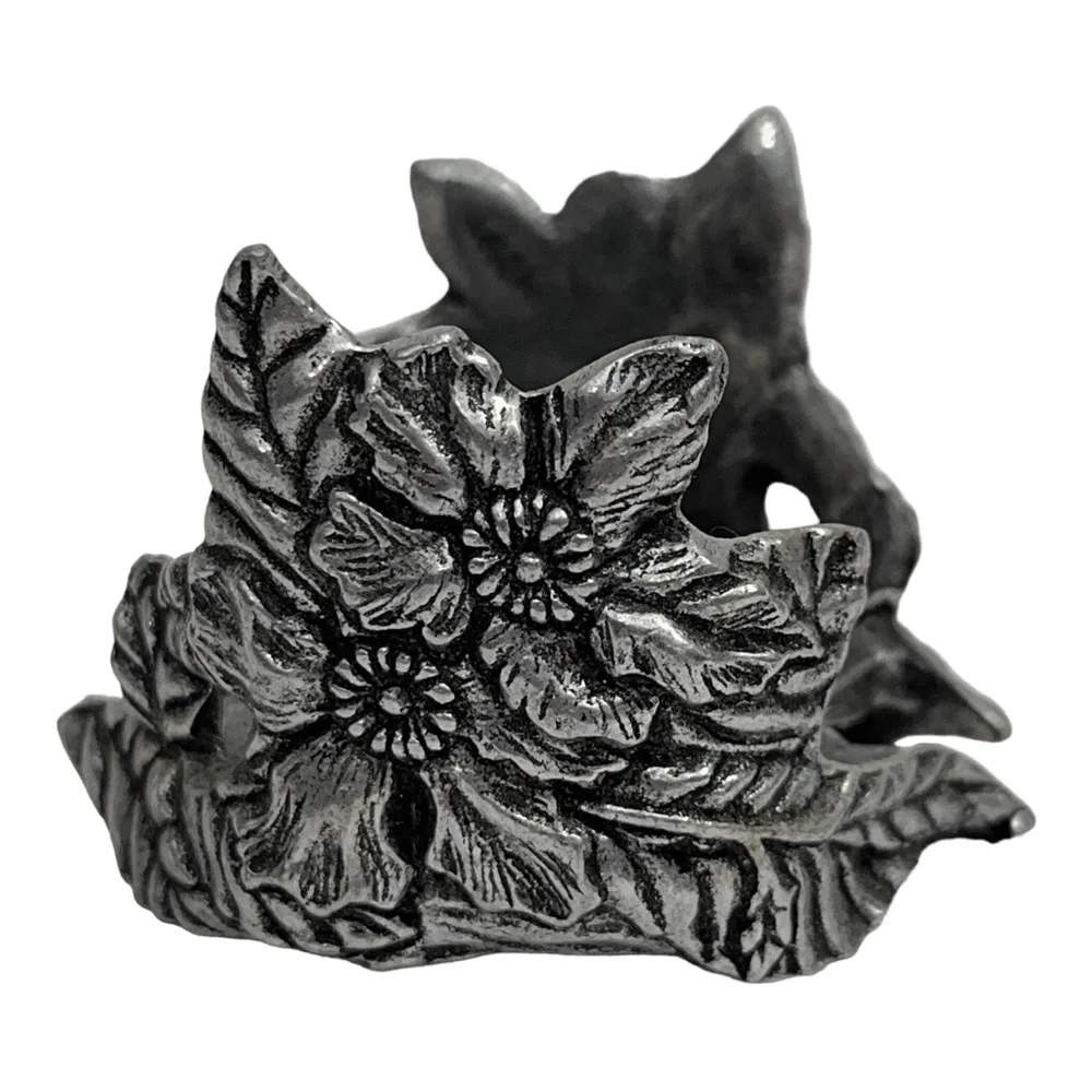Carson Vintage Pewter Christmas Candle Holder Floral Poinsettia 1997
